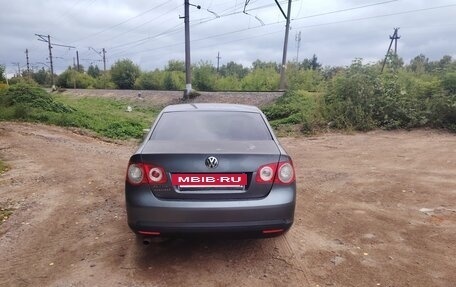 Volkswagen Jetta VII, 2009 год, 425 000 рублей, 3 фотография