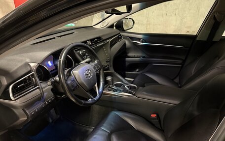 Toyota Camry, 2019 год, 2 700 000 рублей, 12 фотография