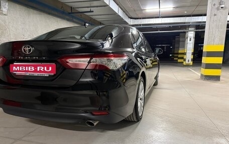 Toyota Camry, 2019 год, 2 700 000 рублей, 7 фотография