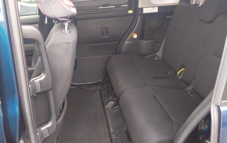 Toyota Roomy I, 2017 год, 805 000 рублей, 7 фотография