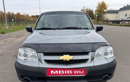 Chevrolet Niva I рестайлинг, 2016 год, 720 000 рублей, 4 фотография