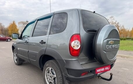 Chevrolet Niva I рестайлинг, 2016 год, 720 000 рублей, 2 фотография