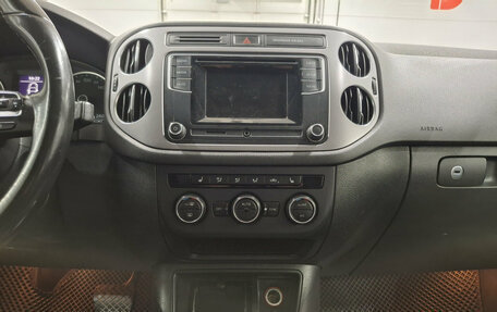 Volkswagen Tiguan I, 2015 год, 1 550 000 рублей, 18 фотография