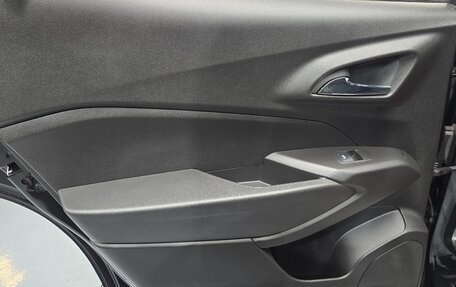 Chevrolet Trax, 2023 год, 1 799 030 рублей, 19 фотография
