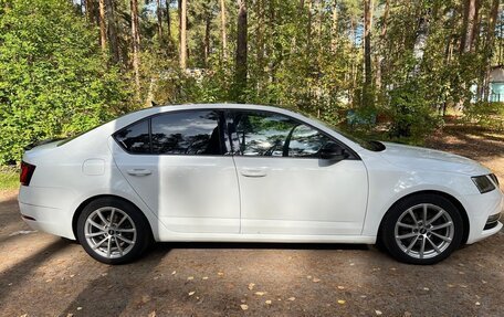 Skoda Octavia, 2020 год, 2 300 000 рублей, 4 фотография