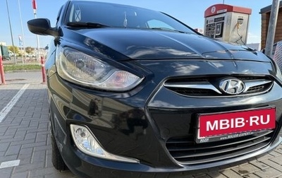 Hyundai Solaris II рестайлинг, 2013 год, 820 000 рублей, 1 фотография