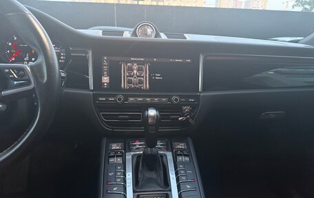 Porsche Macan I рестайлинг, 2019 год, 4 800 000 рублей, 26 фотография