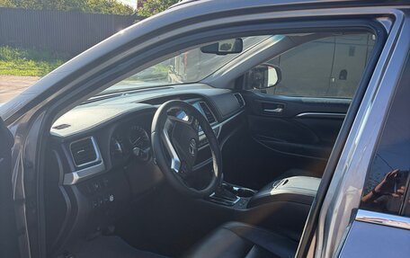 Toyota Highlander III, 2014 год, 2 450 000 рублей, 4 фотография