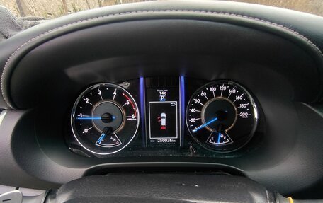 Toyota Fortuner II, 2017 год, 3 300 000 рублей, 10 фотография