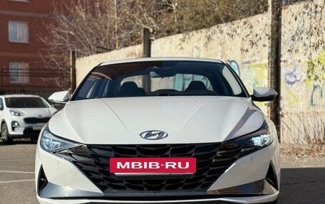 Hyundai Elantra, 2021 год, 1 850 000 рублей, 8 фотография