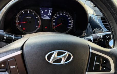 Hyundai Solaris II рестайлинг, 2013 год, 820 000 рублей, 5 фотография
