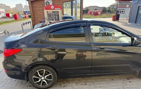 Hyundai Solaris II рестайлинг, 2013 год, 820 000 рублей, 3 фотография