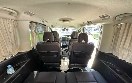 Nissan Serena IV, 2019 год, 2 050 000 рублей, 17 фотография