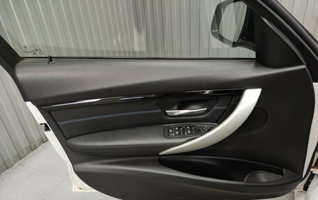 BMW 3 серия, 2018 год, 2 950 000 рублей, 14 фотография