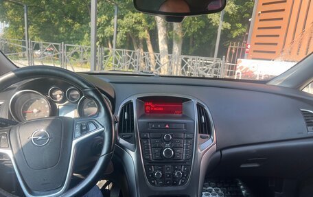Opel Astra J, 2011 год, 670 000 рублей, 5 фотография