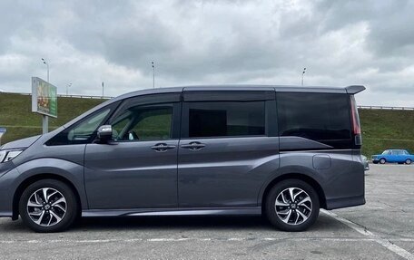 Honda Stepwgn IV рестайлинг, 2021 год, 1 900 000 рублей, 6 фотография