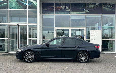 BMW 5 серия, 2021 год, 4 390 000 рублей, 2 фотография