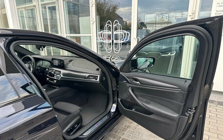 BMW 5 серия, 2021 год, 4 390 000 рублей, 27 фотография