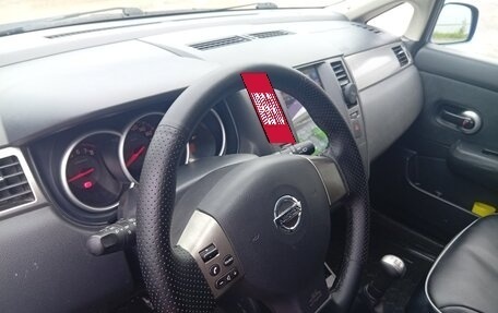 Nissan Tiida, 2008 год, 700 000 рублей, 11 фотография