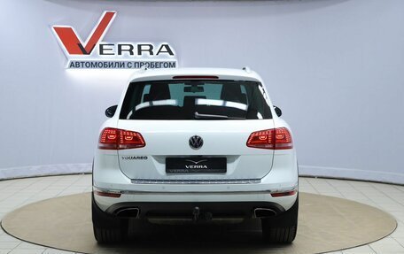 Volkswagen Touareg III, 2015 год, 2 100 000 рублей, 6 фотография