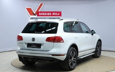Volkswagen Touareg III, 2015 год, 2 100 000 рублей, 5 фотография