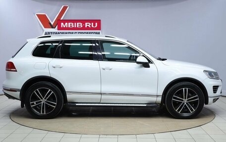 Volkswagen Touareg III, 2015 год, 2 100 000 рублей, 4 фотография