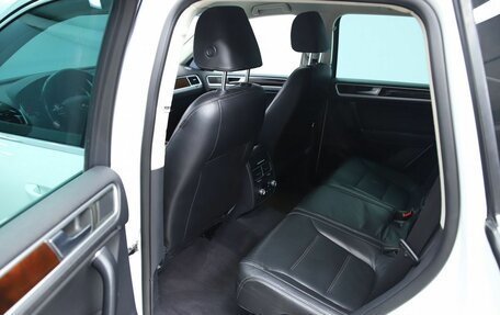 Volkswagen Touareg III, 2015 год, 2 100 000 рублей, 11 фотография