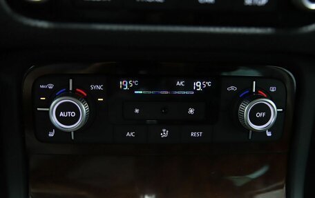 Volkswagen Touareg III, 2015 год, 2 100 000 рублей, 14 фотография