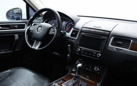 Volkswagen Touareg III, 2015 год, 2 100 000 рублей, 20 фотография
