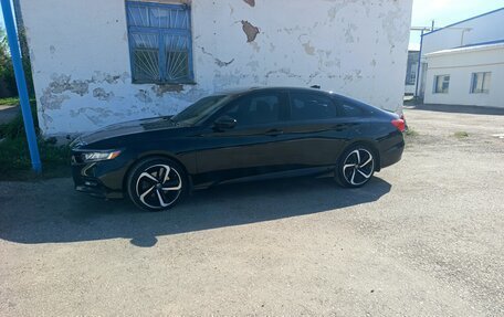 Honda Accord IX рестайлинг, 2019 год, 2 000 000 рублей, 6 фотография