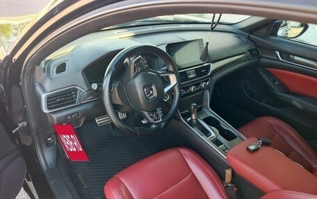 Honda Accord IX рестайлинг, 2019 год, 2 000 000 рублей, 7 фотография