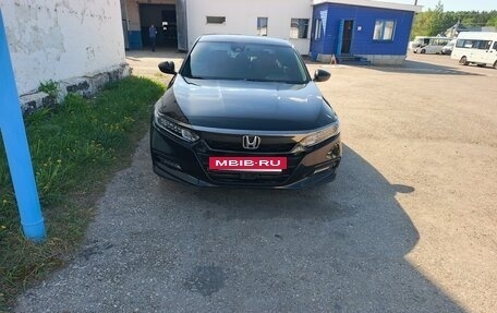 Honda Accord IX рестайлинг, 2019 год, 2 000 000 рублей, 9 фотография