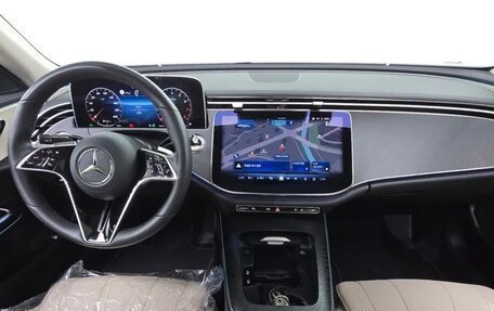 Mercedes-Benz E-Класс, 2025 год, 6 450 000 рублей, 2 фотография