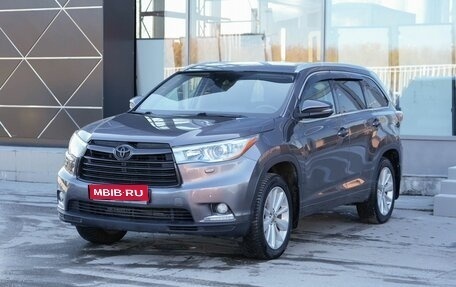 Toyota Highlander III, 2014 год, 2 890 000 рублей, 1 фотография