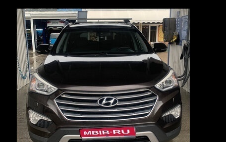 Hyundai Santa Fe III рестайлинг, 2015 год, 2 300 000 рублей, 1 фотография