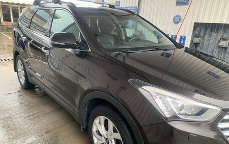 Hyundai Santa Fe III рестайлинг, 2015 год, 2 300 000 рублей, 2 фотография