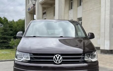 Volkswagen Multivan T5, 2010 год, 2 350 000 рублей, 2 фотография