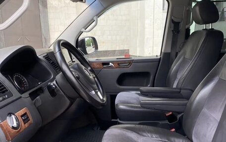 Volkswagen Multivan T5, 2010 год, 2 350 000 рублей, 9 фотография