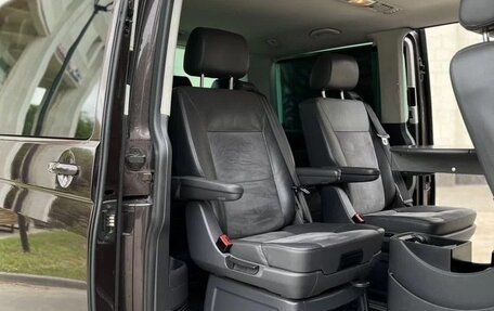 Volkswagen Multivan T5, 2010 год, 2 350 000 рублей, 20 фотография