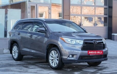 Toyota Highlander III, 2014 год, 2 890 000 рублей, 3 фотография