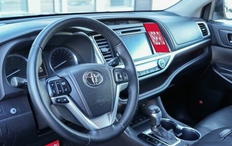 Toyota Highlander III, 2014 год, 2 890 000 рублей, 10 фотография