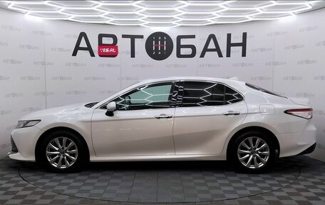 Toyota Camry, 2018 год, 2 950 000 рублей, 4 фотография