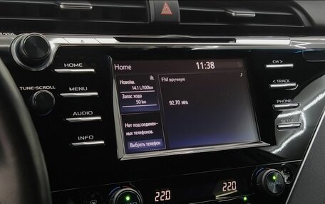 Toyota Camry, 2018 год, 2 950 000 рублей, 19 фотография