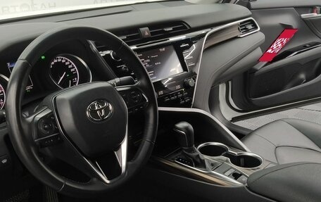 Toyota Camry, 2018 год, 2 950 000 рублей, 26 фотография