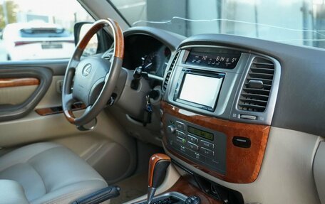 Lexus LX II, 2006 год, 2 400 000 рублей, 16 фотография