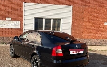 Skoda Octavia, 2011 год, 800 000 рублей, 2 фотография