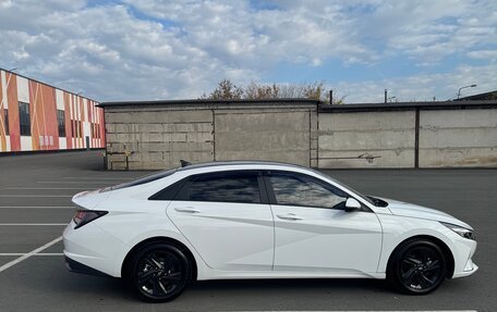Hyundai Elantra, 2023 год, 2 200 000 рублей, 3 фотография