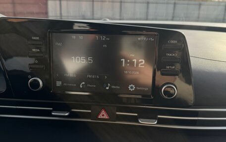 Hyundai Elantra, 2023 год, 2 200 000 рублей, 14 фотография