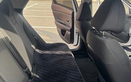 Hyundai Elantra, 2023 год, 2 200 000 рублей, 17 фотография
