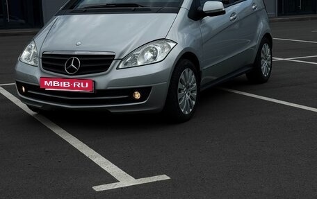 Mercedes-Benz A-Класс, 2009 год, 730 000 рублей, 3 фотография